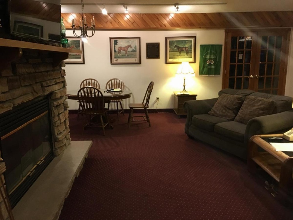Landmark Motor Inn Image 16