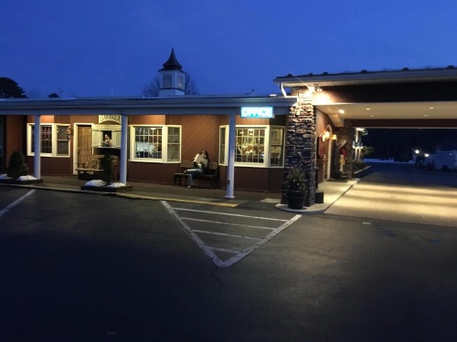 Landmark Motor Inn image 30