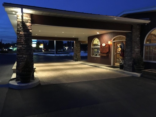 Landmark Motor Inn image 31