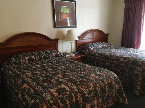 Landmark Motor Inn image 7